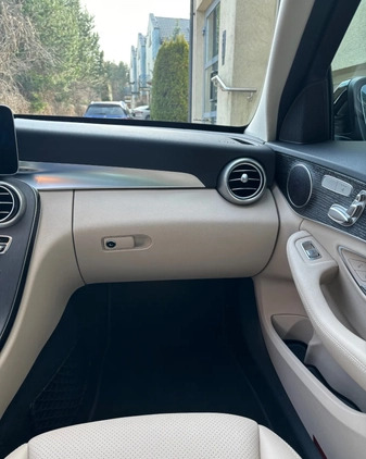 Mercedes-Benz Klasa C cena 172000 przebieg: 13000, rok produkcji 2021 z Kielce małe 466